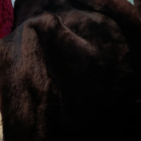 Garage Sale By May.Vintage faux fur coat - Picture 8 of 8